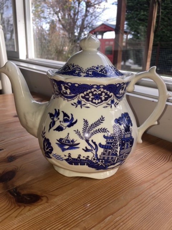 Blue Willow Teapot Made In England by Price Kensington Potteries