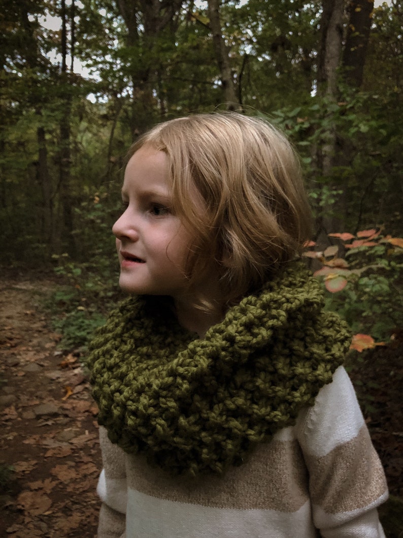 children's knit infinity circle scarf, kids MINI ENGELMANN SPRUCE image 1