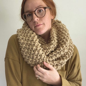 knit infinity chunky circle scarf, adult THE ENGELMANN SPRUCE image 3