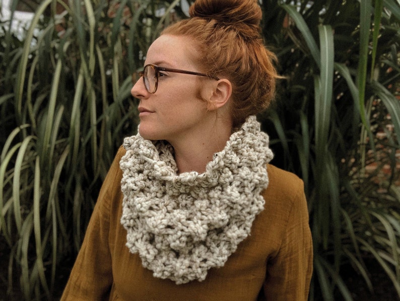 knit bobble cowl, chunky boho neck warmer circle scarf THE AXLEWOOD image 2