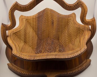 Large leaf wooden basket / wooden fruit basket / kitchen counter basket / centerpiece basket / collapsible fruit basket / cabin basket decor