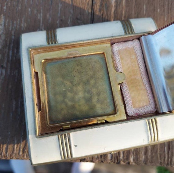 Vintage Compact, Enamel Trunk Shaped Compact, Vin… - image 8