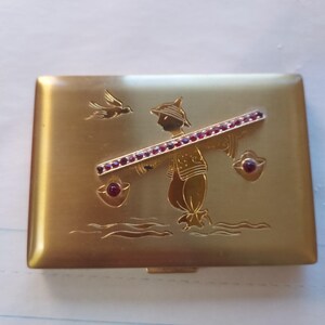 Vintage Majestic Compact: Gold Tone Vanity with Rhinestones