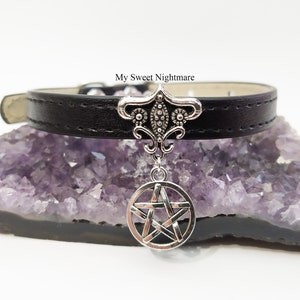 Witchy cat collar with pentacle, adjustable from 7,87402 to 11,0236 inches