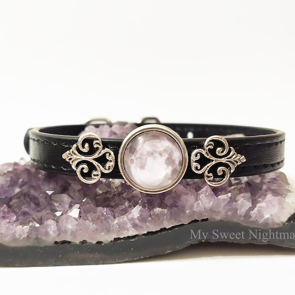 Witchy cat collar with full moon, adjustable from 7,87402 to 11,0236 inches