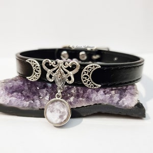 Witch Dog Collar, moon dog collar, lunar dog collar, triple moon collar, goddess dog collar, gothic dog collar, 10,6299 to 12,9921 inches