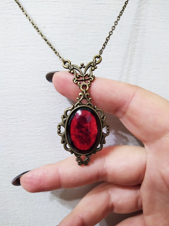 Victorian pendant deals