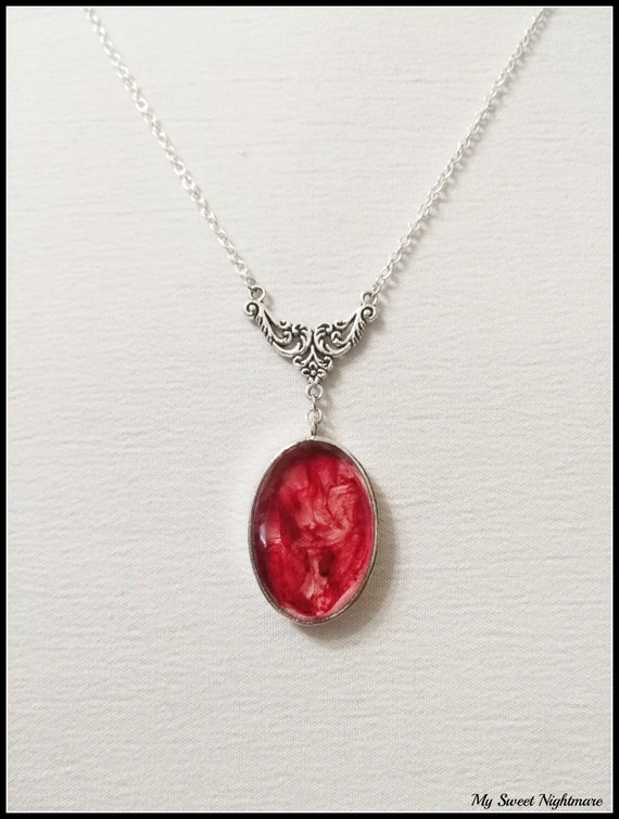 Dracula Fangs Red Crystal Blood Drop Pendant Necklace Gothic Fashion Vampire Fashion Necklaces Pendants Fit Any Jewelry Watches