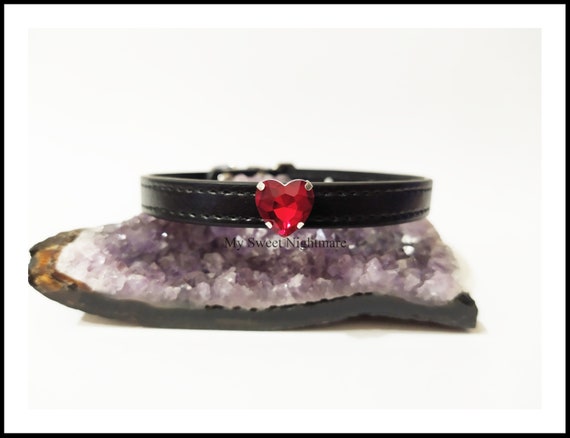 Crystal Red Heart Cat Collar Adjustable From 7 87402 to 11 0236
