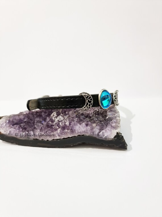 Triple Moon Cat Collar Witchy Cats Collar Magical Cat Collar Pagan Cat Collar Adjustable From 7 87402 to 11 0236 Inches Etsy