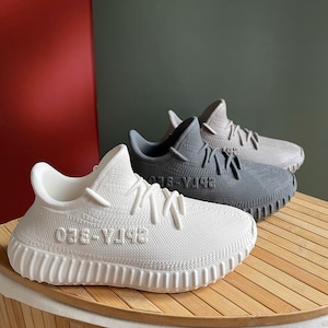 New yeezys uk sale