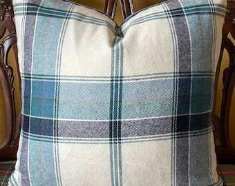 Funda de almohada Ralph Lauren Yealand Plaid en tonos verde abeto, azul turquesa y marrón. ¡Ambos lados! Funda de almohada para hombre. Todos los tamaños.