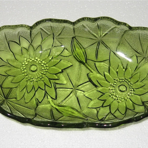 Lily Pons Green 2 handle shallow preserve dish