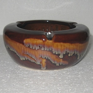 Brown Drip ashtray