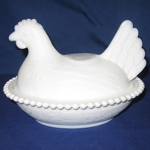 Indiana Glass Co. milk glass hen on nest.