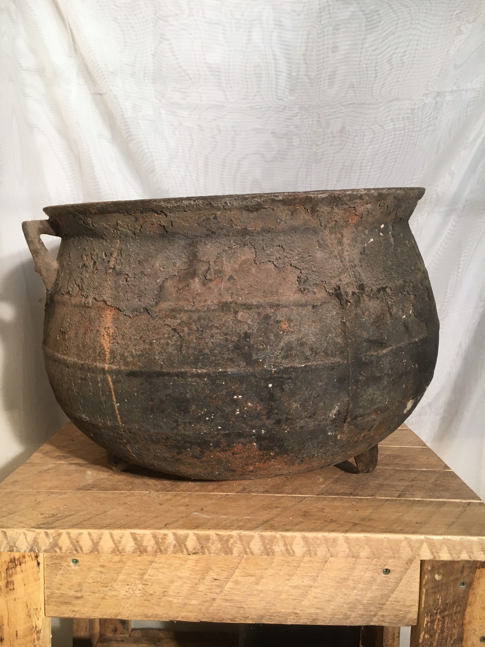 Large Witches Cauldron Antique Kettle Vintage Kettle Black Etsy