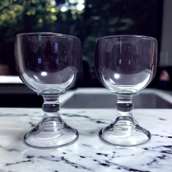 Pair of Vintage Libbey 7.25" Schooner Glass Stemmed Heavy Beer Goblets Margarita Cocktail Glasses 18 Oz Capacity