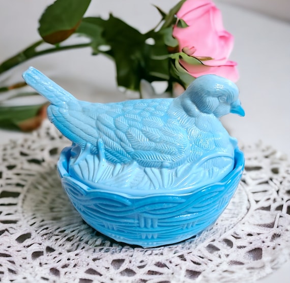 Antique Heisey Glass Candy Dish Doves (DEB) Antique Heisey Glass Candy Dish Doves (DEB)