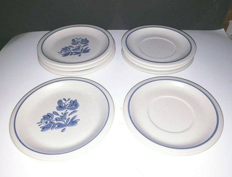 8.25/" Luncheon Plates Set of 2 Pfaltzgraff Folk Art