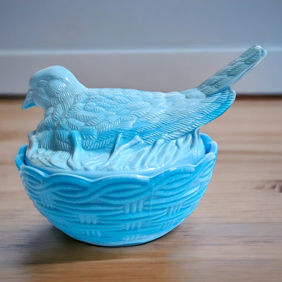Antique Heisey Glass Candy Dish Doves (DEB) Antique Heisey Glass Candy Dish Doves (DEB)