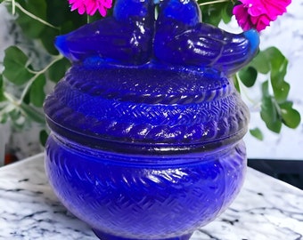 Vintage Cobalt Blue Glass Kissing Love Birds on Nest Covered Candy Trinket Vanity Box Dish