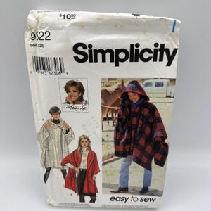 Simplicity 9822 Sewing Pattern Misses One Size Cape Poncho Topper 90s Kathie Lee