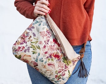 Floral canvas crossbody bag with impressionist flowers, Slouchy hobo bag crossbody multipockets, Slouch bag optional vegan crossbody bag