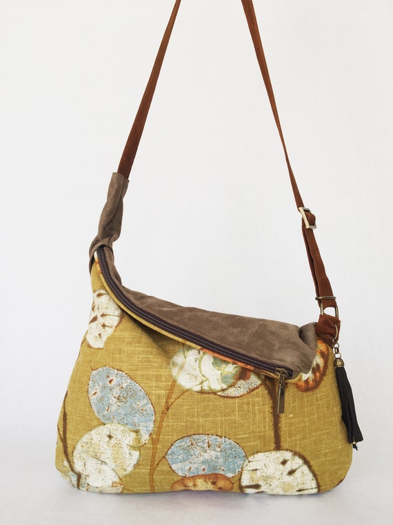 lightweight hobo bag