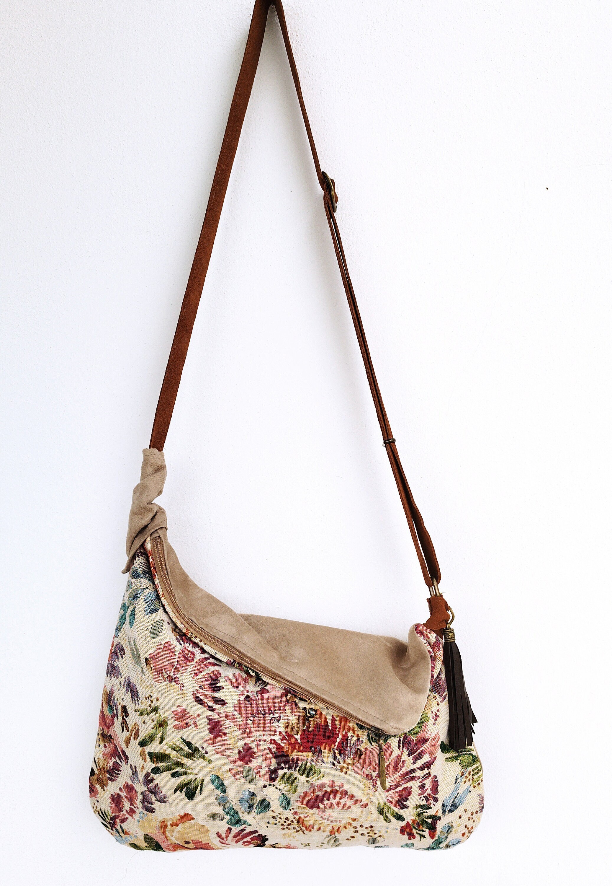 Women's Shoulder Bag Half-Moon Shaped Printed Saddle Bag Crossbody Mini Bag Contrast Color Tassel Bag,one-size