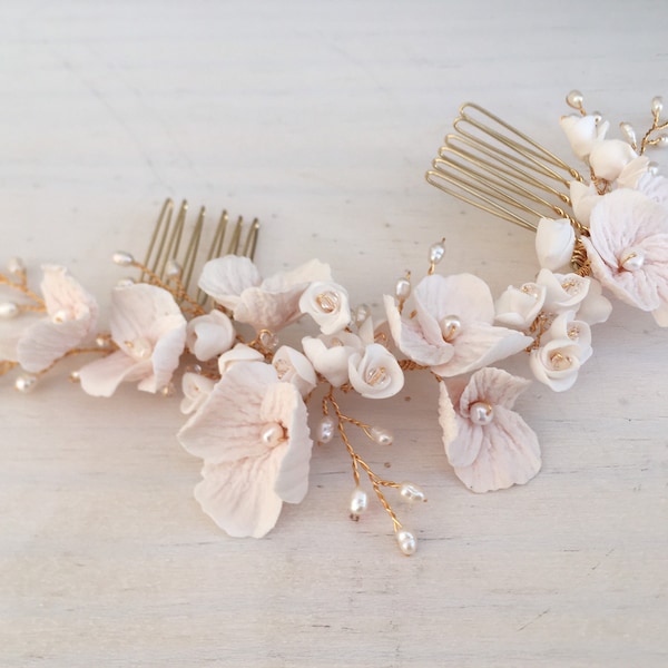 Bridal Hair Comb, blush clay flower haircomb