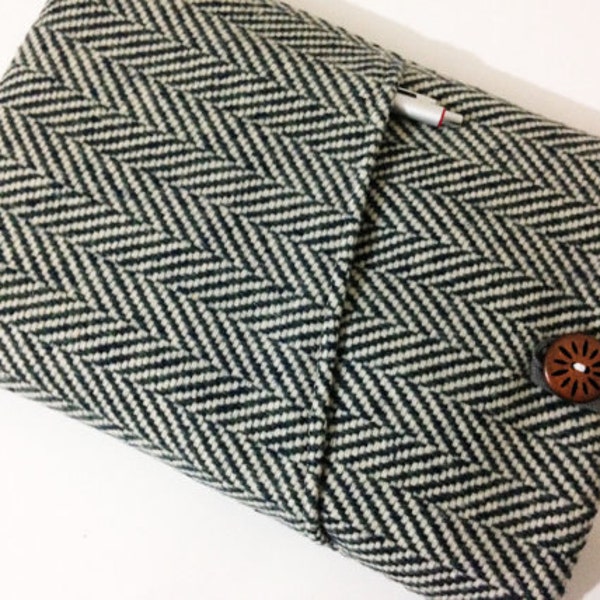 Herringbone MacBook Pro 16 Case, Turkish Rug Laptop Sleeve