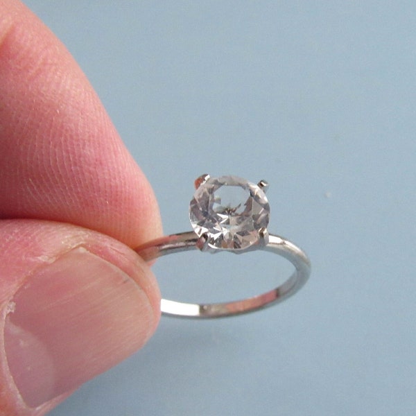 Vintage Uncas Silver Tone Costume Solitaire Ring Size 8 Free Shipping