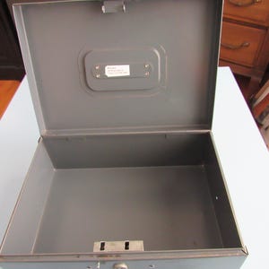 Vintage Steelmaster Cash Box Lockbox Strong Box No Key Free Shipping - Etsy