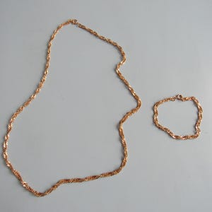 Vintage Gold Tone Twist Chain Jewelry Set Necklace Bracelet Free Shipping