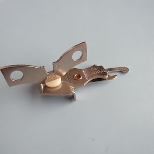 Vintage Ekco Miracle Roll 881 Can Opener Free Shipping