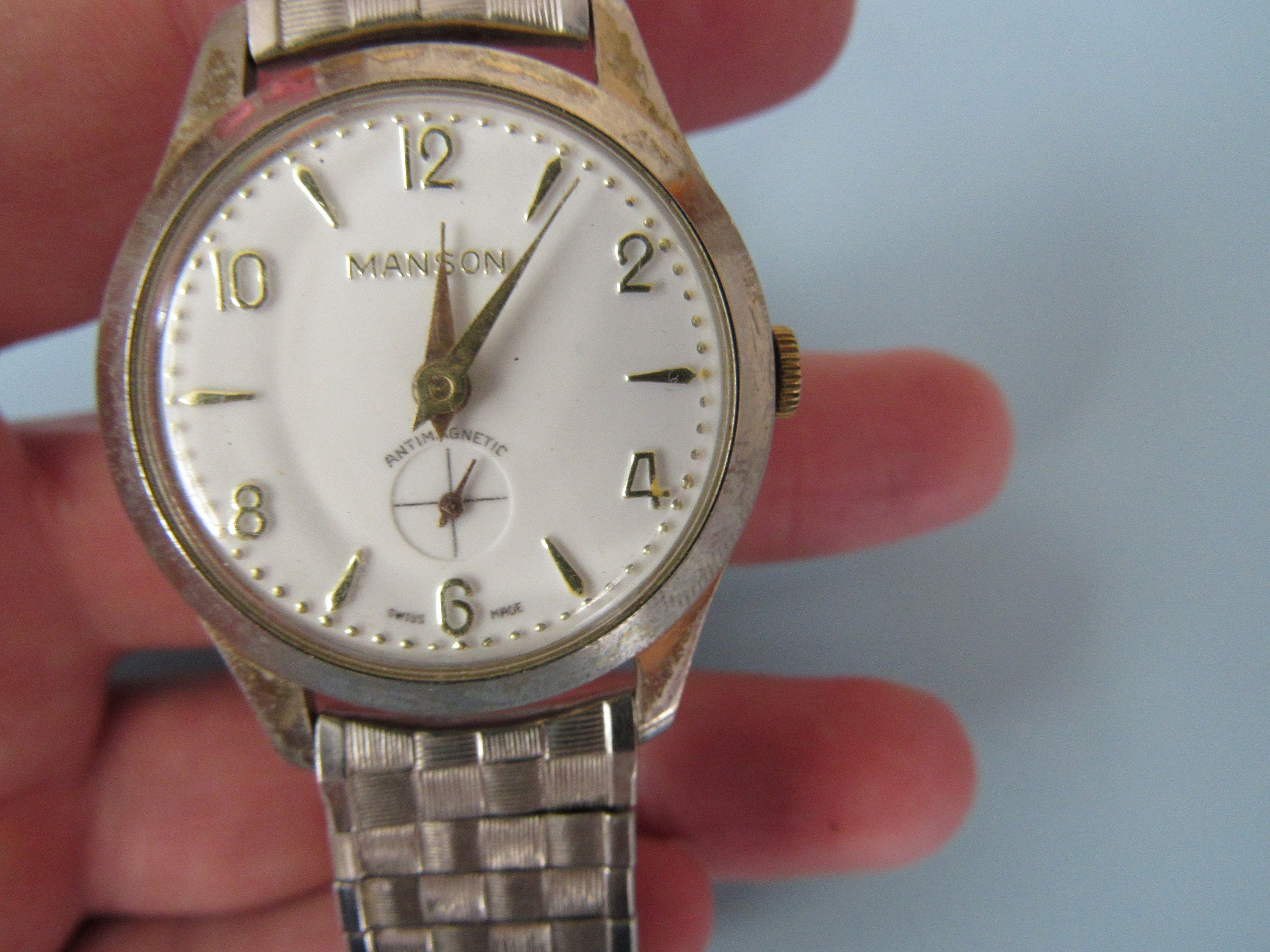 Manson Swiss Made rented Antimagnetic