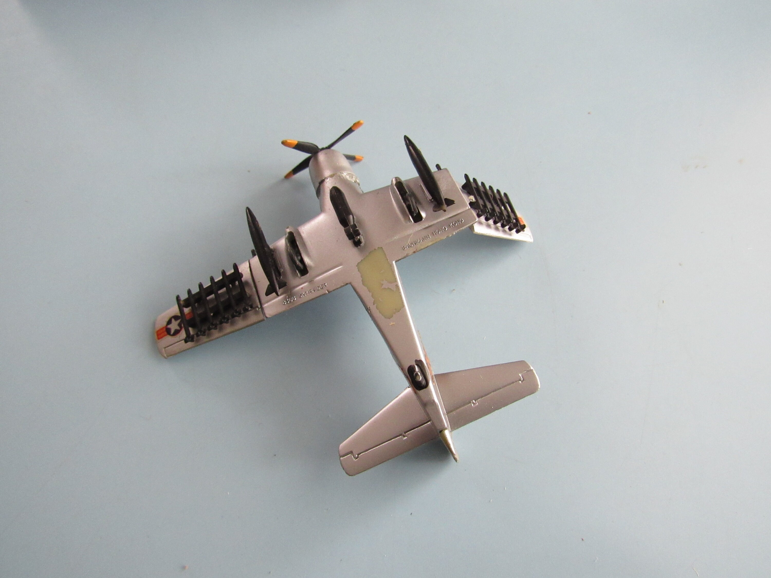 Vintage Bachmann Mini-planes Douglas Skyraider No. 66 Free