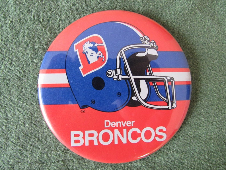 Vintage Denver Broncos Pin Back Button Free Shipping