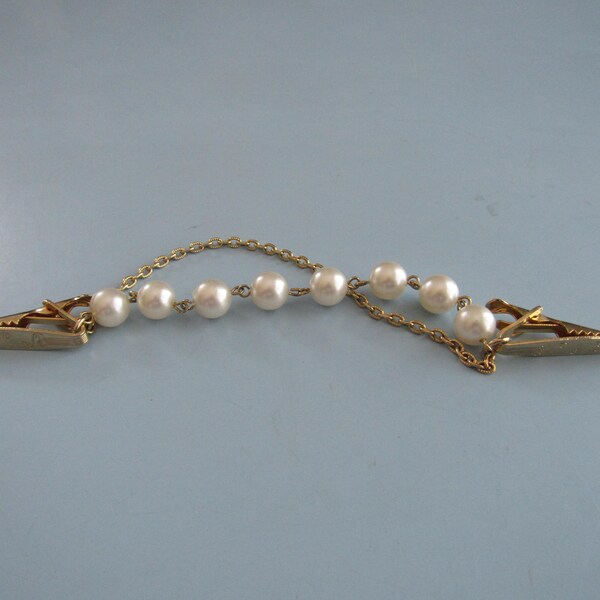 Vintage Gold Tone Faux Pearl Sweater Clip Sweater Guard Free Shipping