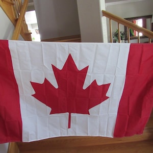 Vintage Canadian Flag 3 Ft by 5 Ft Nylon New Old Stock Free Shipping