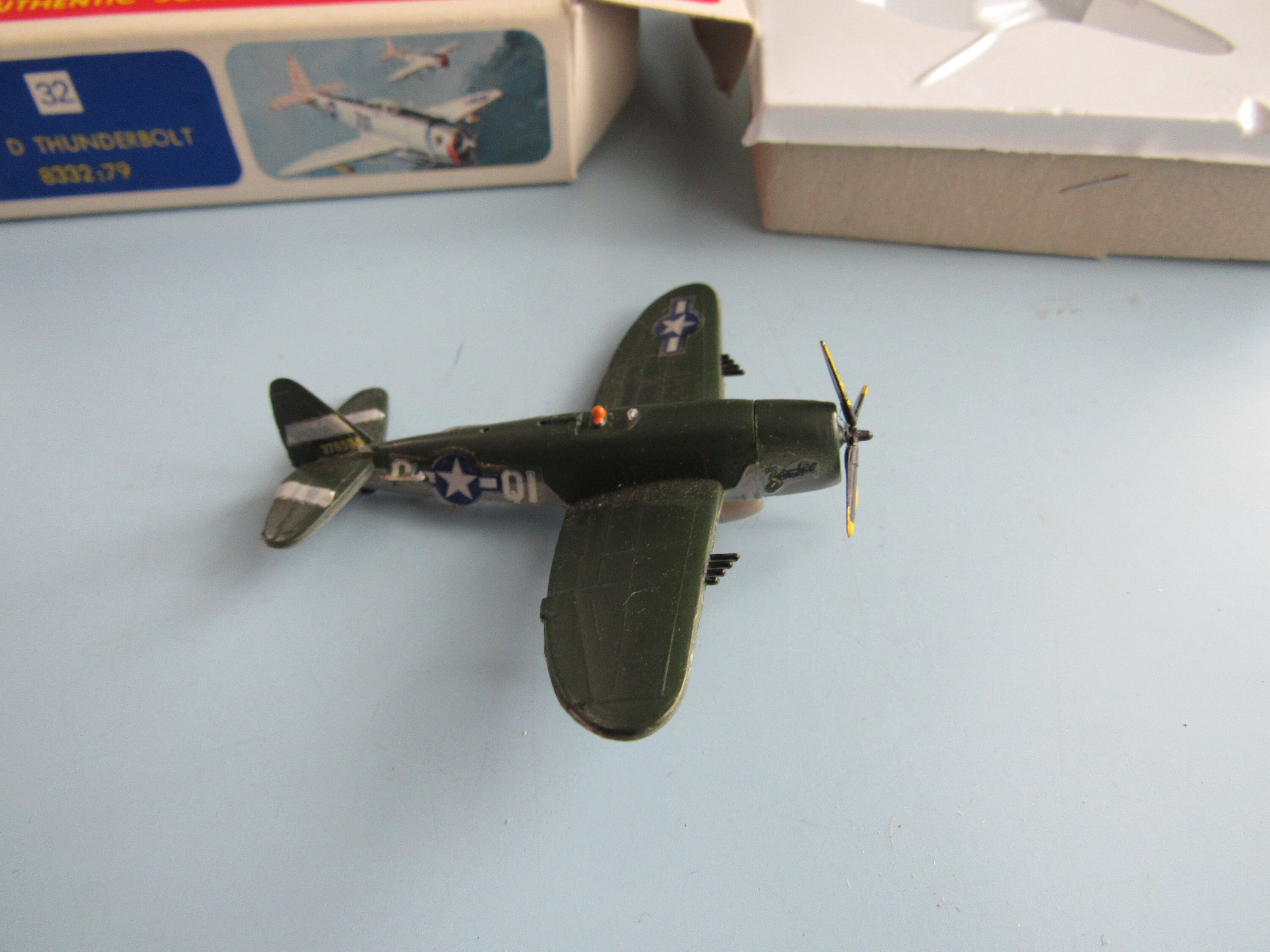 Vintage Bachmann Mini-planes P-47 D Thunderbolt No. 32 Free