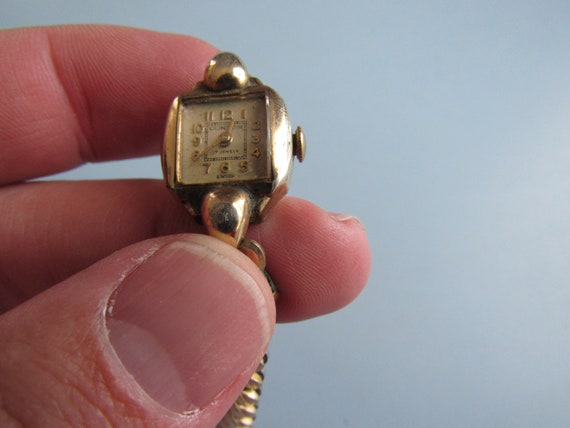 Vintage Women s Clinton 10K Rolled Gold Plate Mechanical Watch 17 Jewels Works Well Free Shipping Etsy Canada