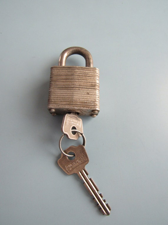 Vintage Master Lock Masterlock 105 Padlock With 2 Keys Free