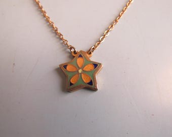 Vintage Gold Tone Floral Star Pendant Chain Necklace Free Shipping