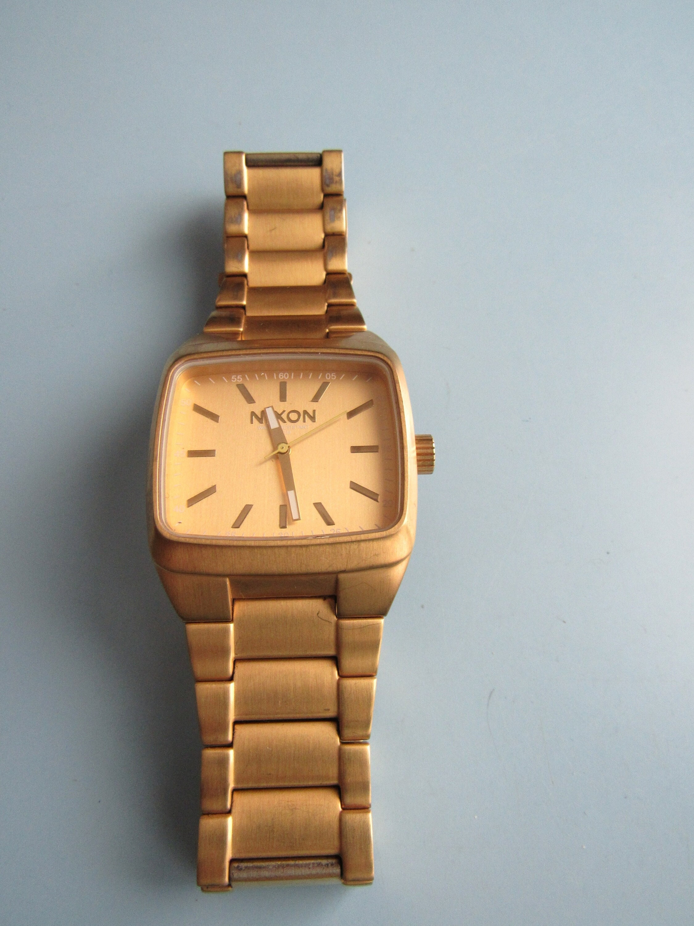 Nixon Show, Don display picture 1