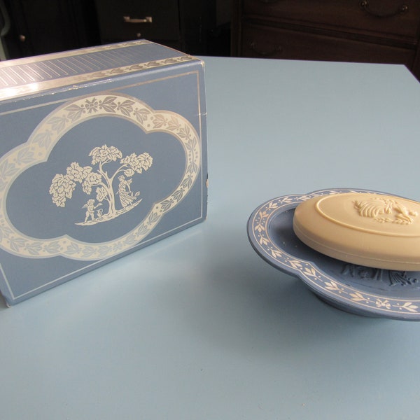 Vintage Avon Avonshire Blue Soap Dish & Soap New Old Stock Free Shipping