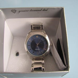 Diamond Dial Men&#39;s Watch Blue Face Works Well New Old Stock Free Shipping
