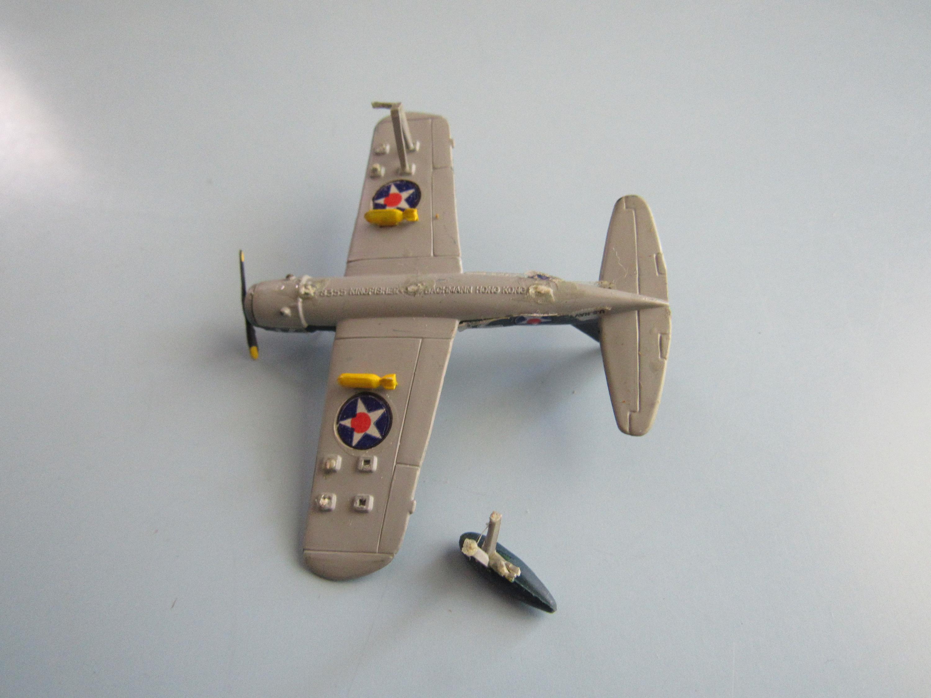 Lot of 2 Vintage Bachmann Mini-planes Spad XIII & OS2U-3