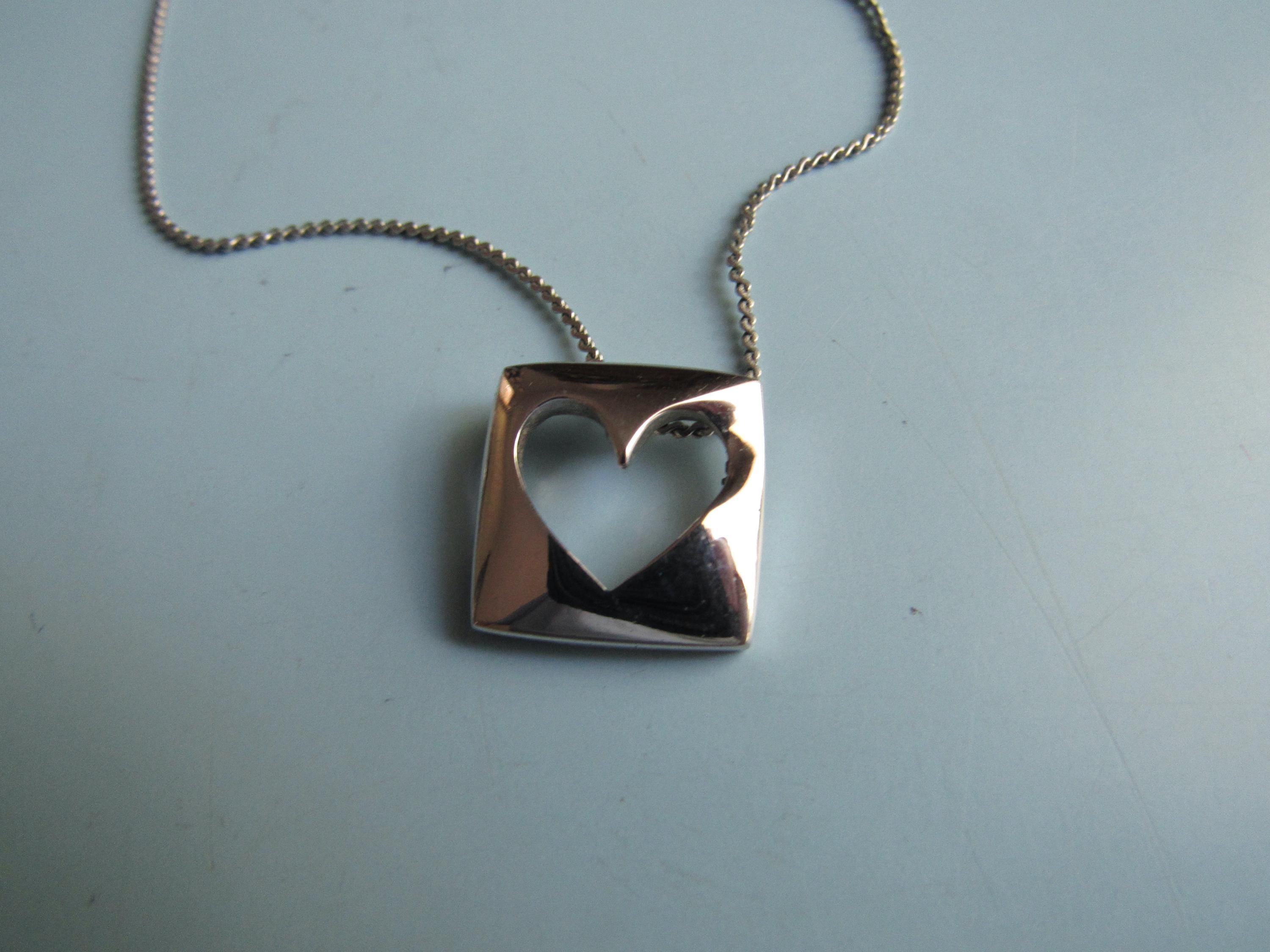 Trifari Hearts Necklace - Etsy