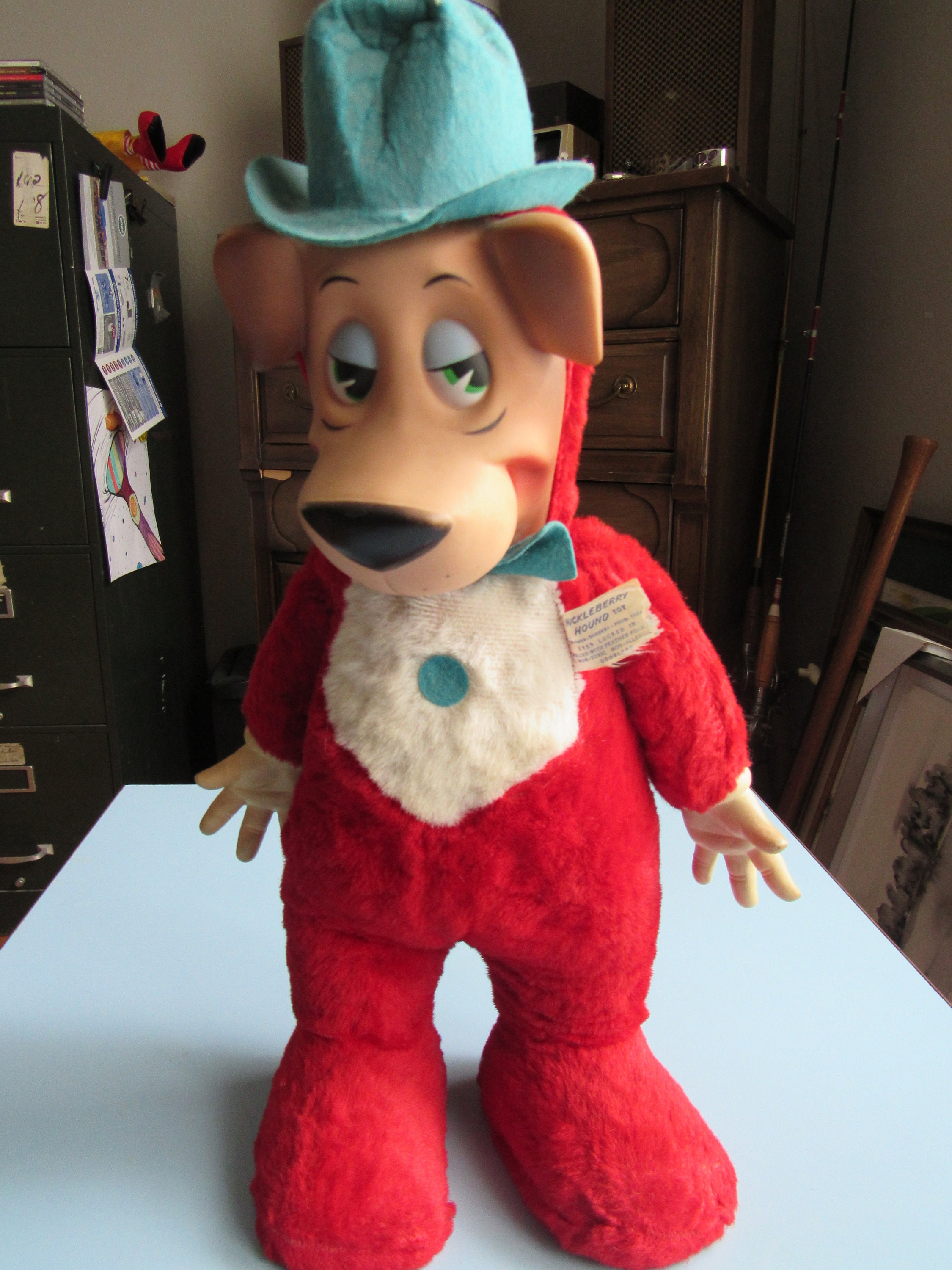 VINTAGE NEW IN PACKAGE HUCKLEBERRY HOUND FIGURE BY JAZWEAR